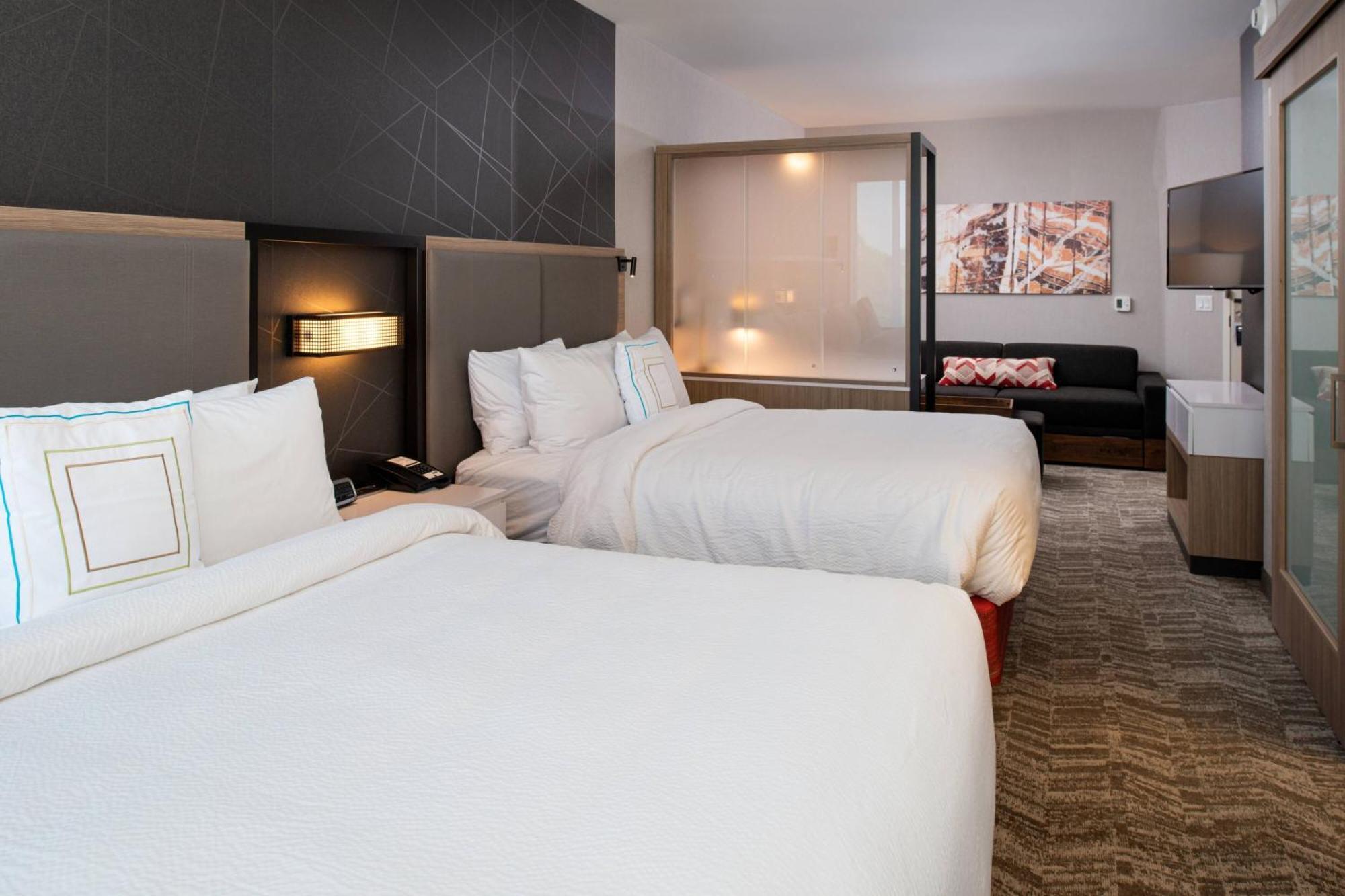 Springhill Suites By Marriott Kansas City Northeast Екстериор снимка
